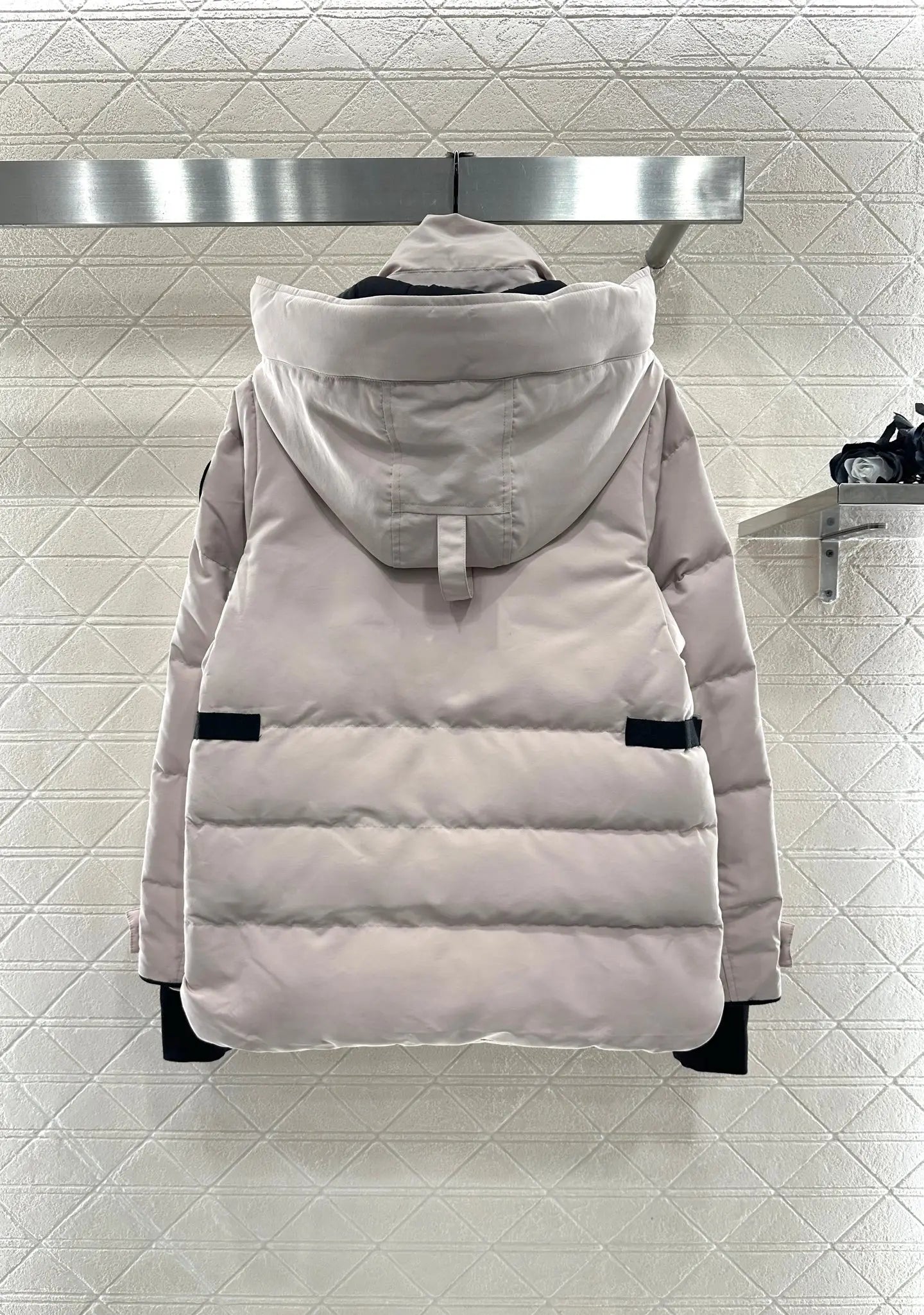 Fall/Winter Detachable Hooded Waist-Defining White Duck Down Jacket Combining Warmth And Style