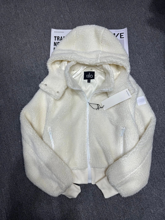 2025 New women's winter coat detachable hat Versatile white warm hooded lambskin casual sporty short coat