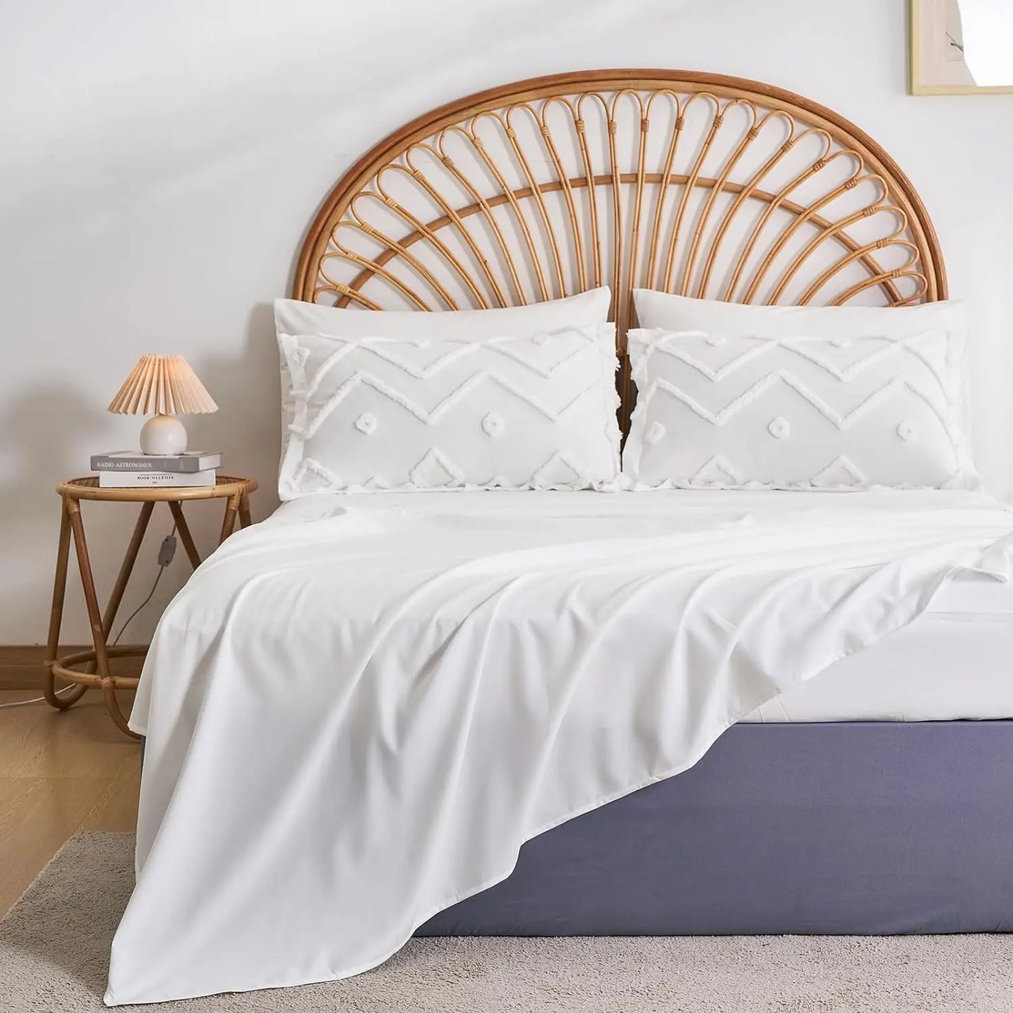 Tufted Boho Comforter Set - Farmhouse Shabby Chic Embroidery Bed Set, Soft Jacquard Comforter, Queen, King